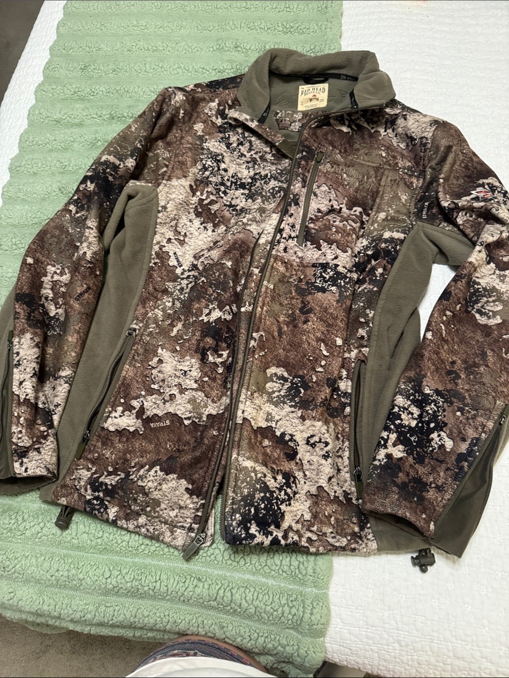 RedHead Realtree-Style Utility Jacket in Brown and Olive - warm/fleece - Picture 6 of 10